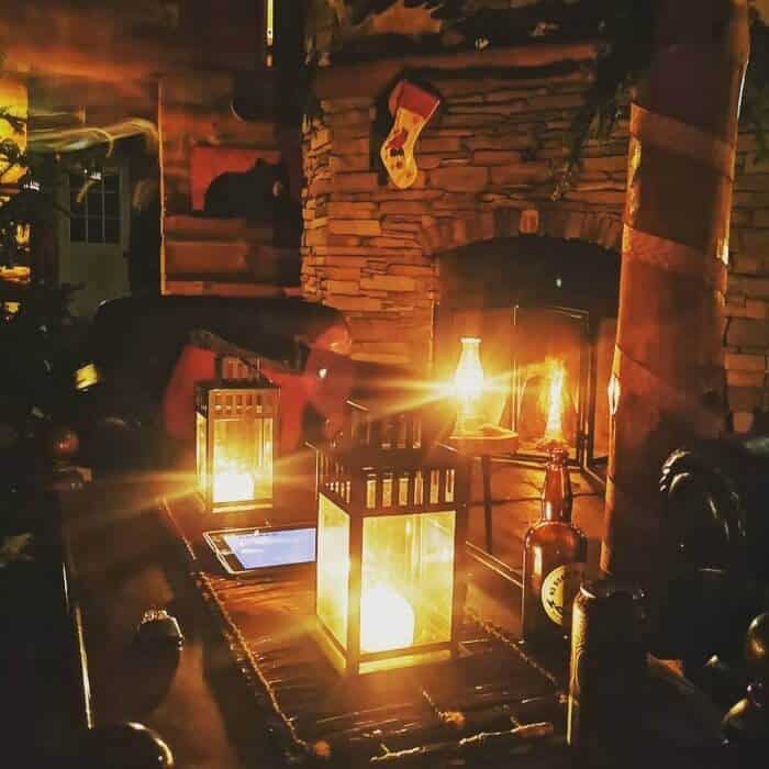 Algonquin Log Cabin Christmas