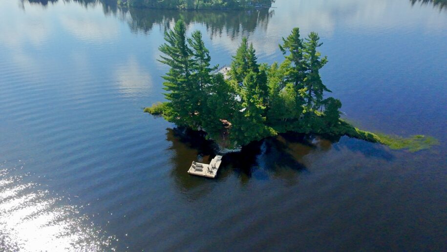 ISLAND RETREAT FOR COUPLES